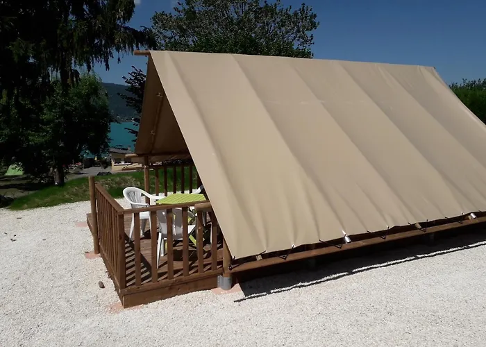 Camping Routes du Monde ATC Veyrier du Lac - Annecy